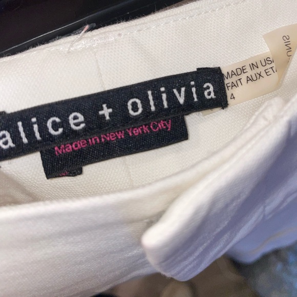 Alice + Olivia Cady Short - Picture 6 of 6